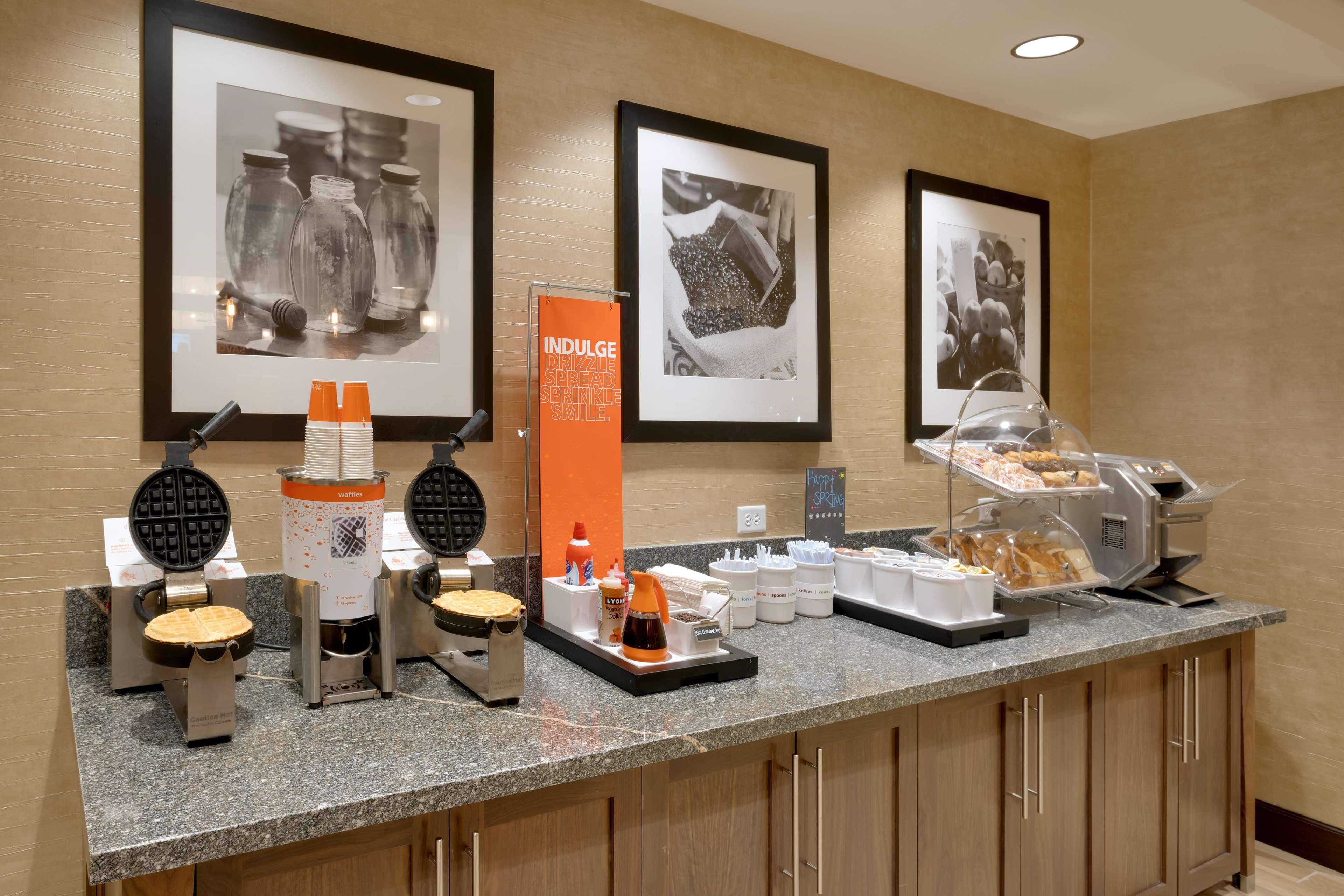 Hampton Inn & Suites Rexburg Bagian luar foto