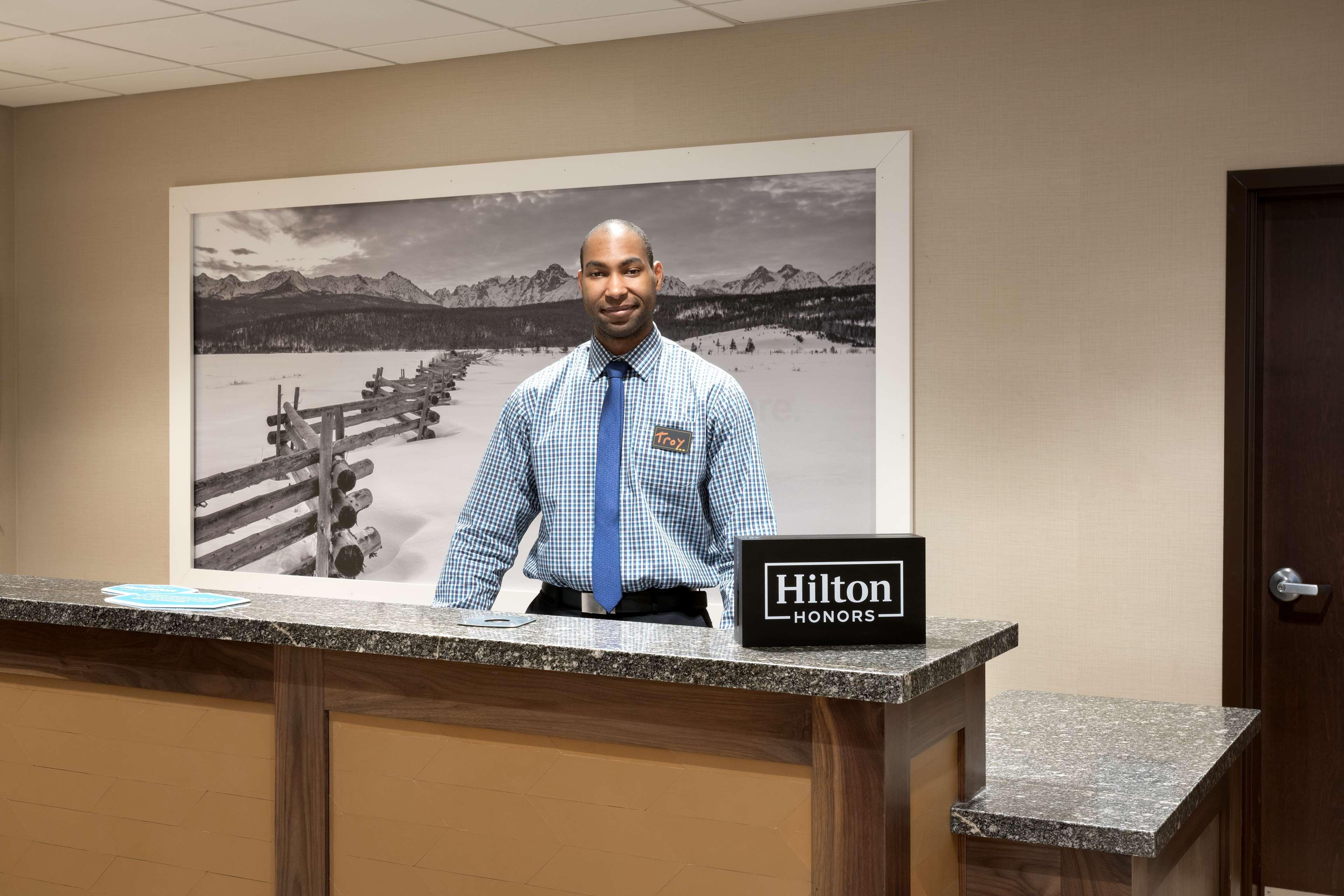 Hampton Inn & Suites Rexburg Bagian luar foto