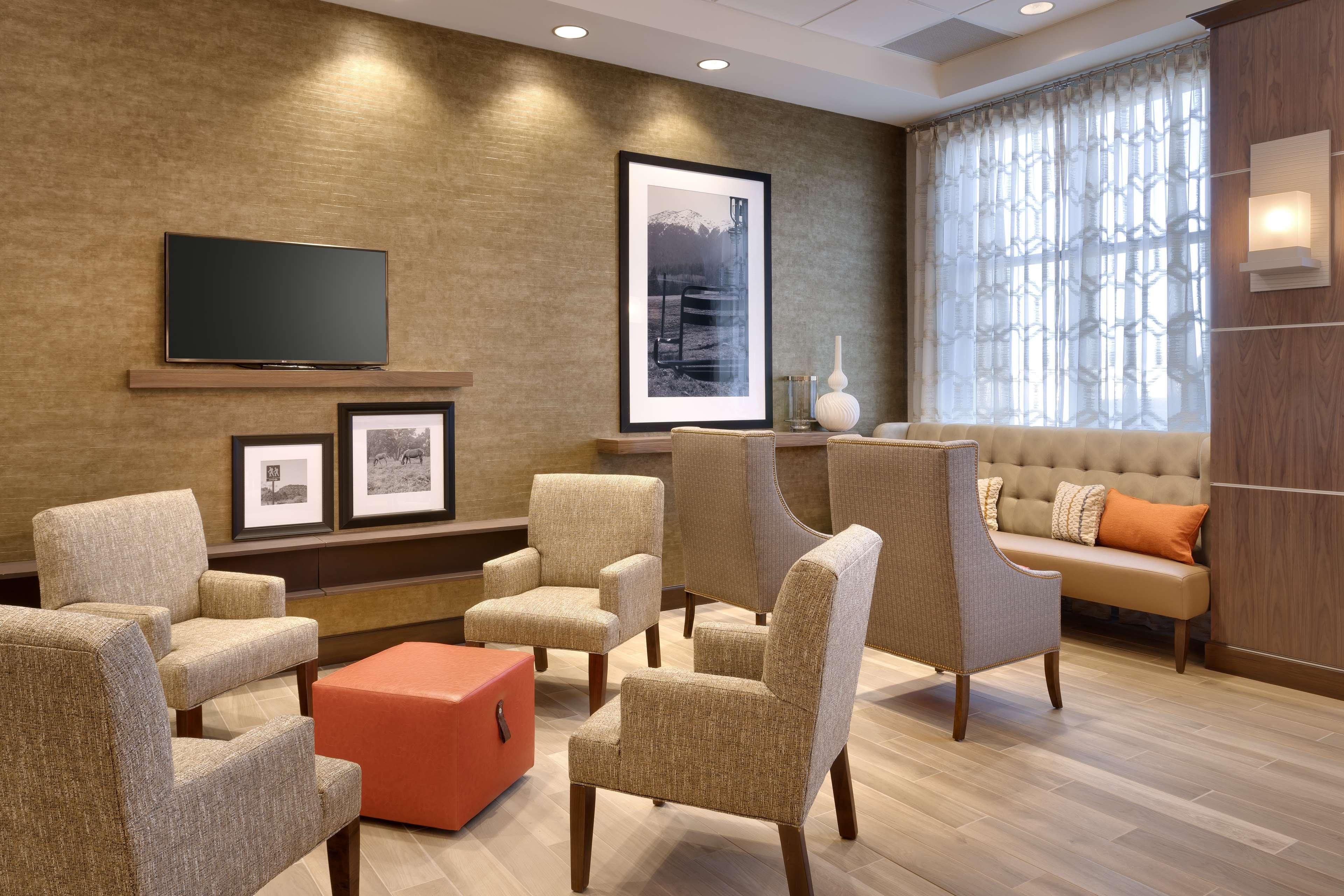 Hampton Inn & Suites Rexburg Bagian luar foto