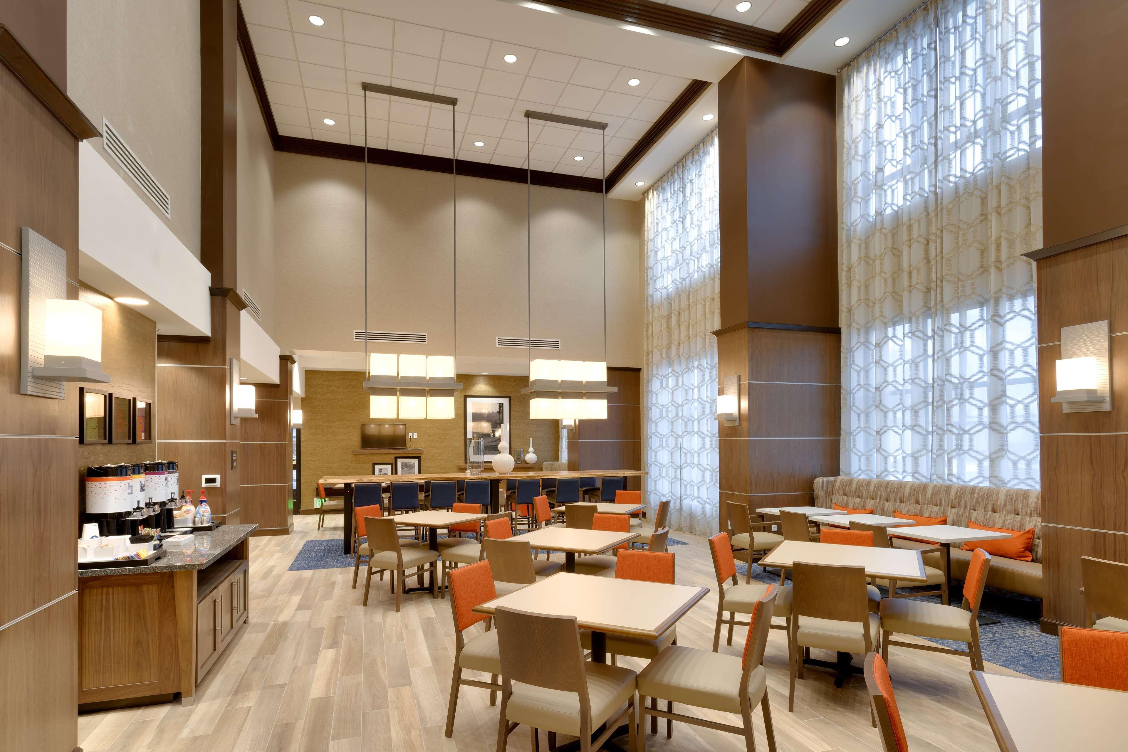 Hampton Inn & Suites Rexburg Bagian luar foto